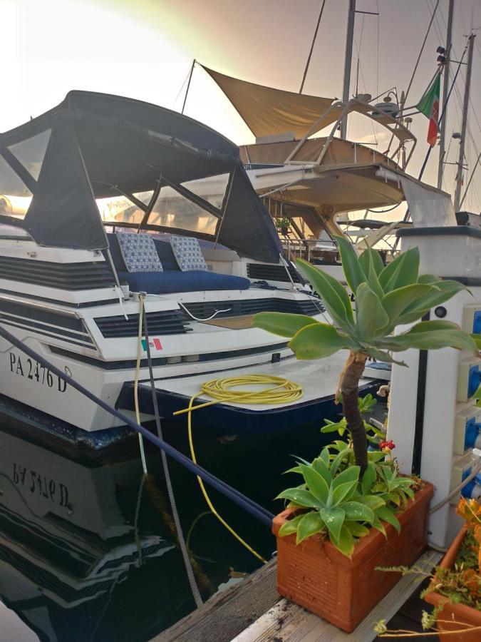 Hotel Desire Charming House Boat Palermo Zewnętrze zdjęcie